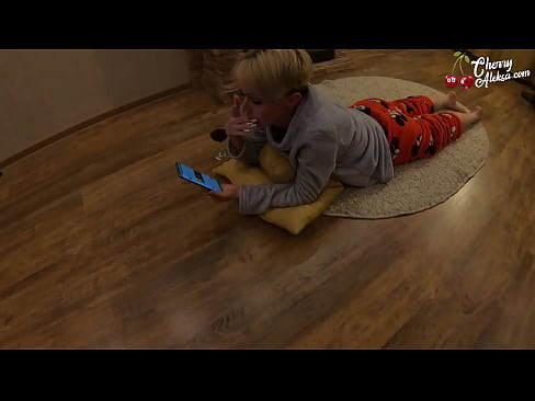 ❤️ 瘋狂的金發女郎吸吮巨大的雞巴並在上面彈跳 - 肛交 ️ 性愛視頻 在我們這裡 zh-tw.porn-impact.ru ❌❤